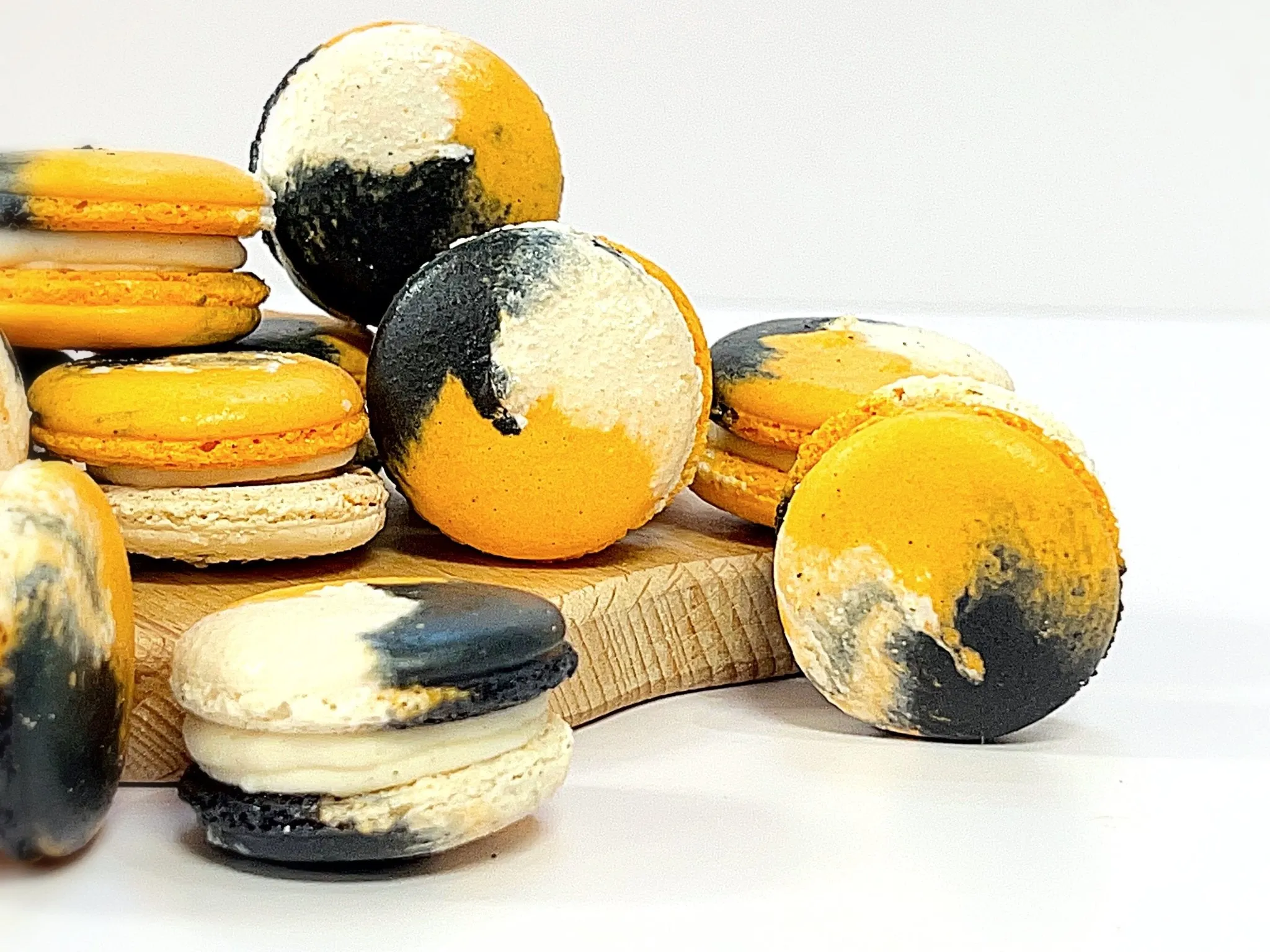 50 Pack Pumpkin Gourmet French Macaron Value Pack