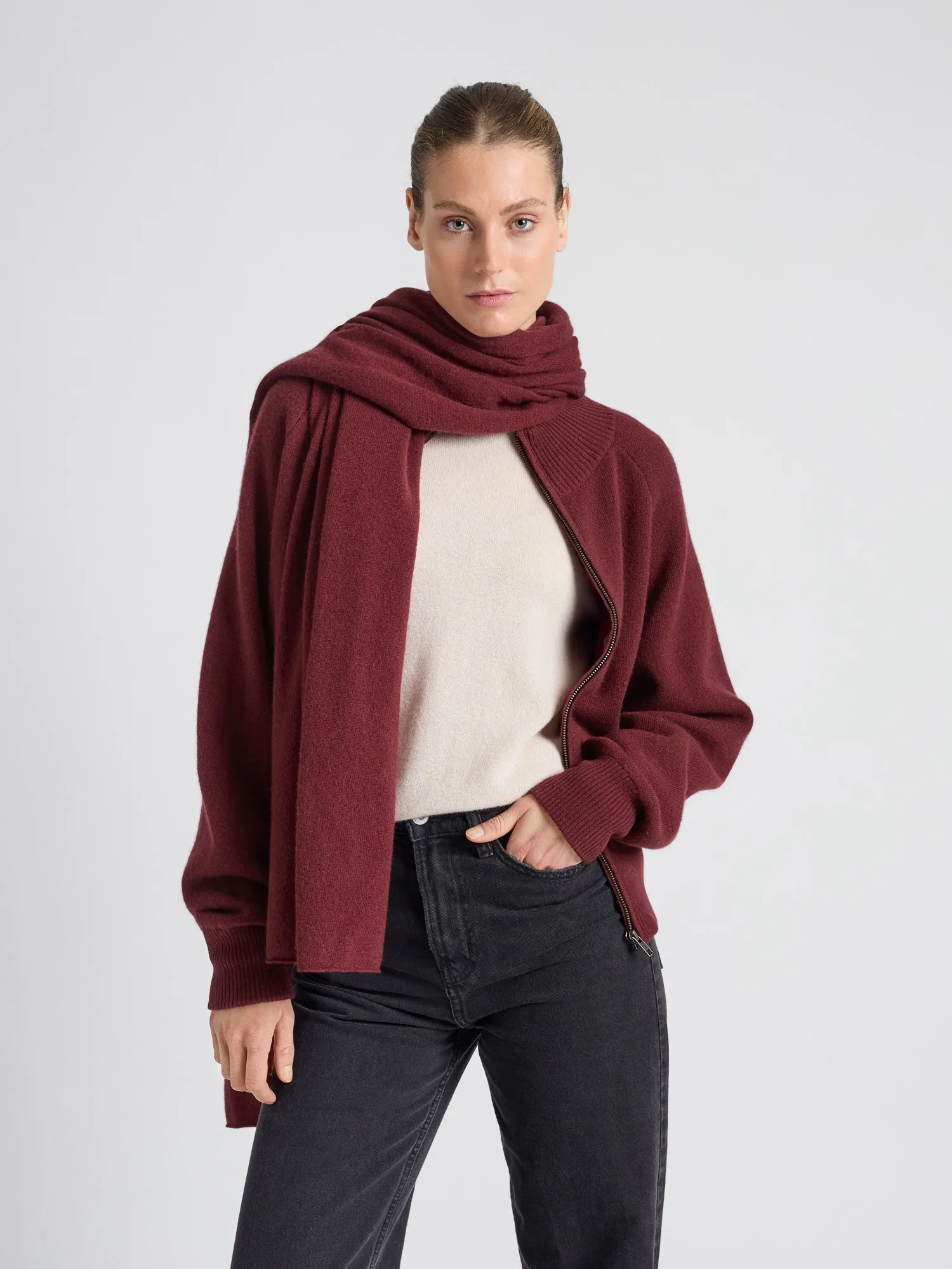 Cashmere scarf "Signature" - Bordeaux