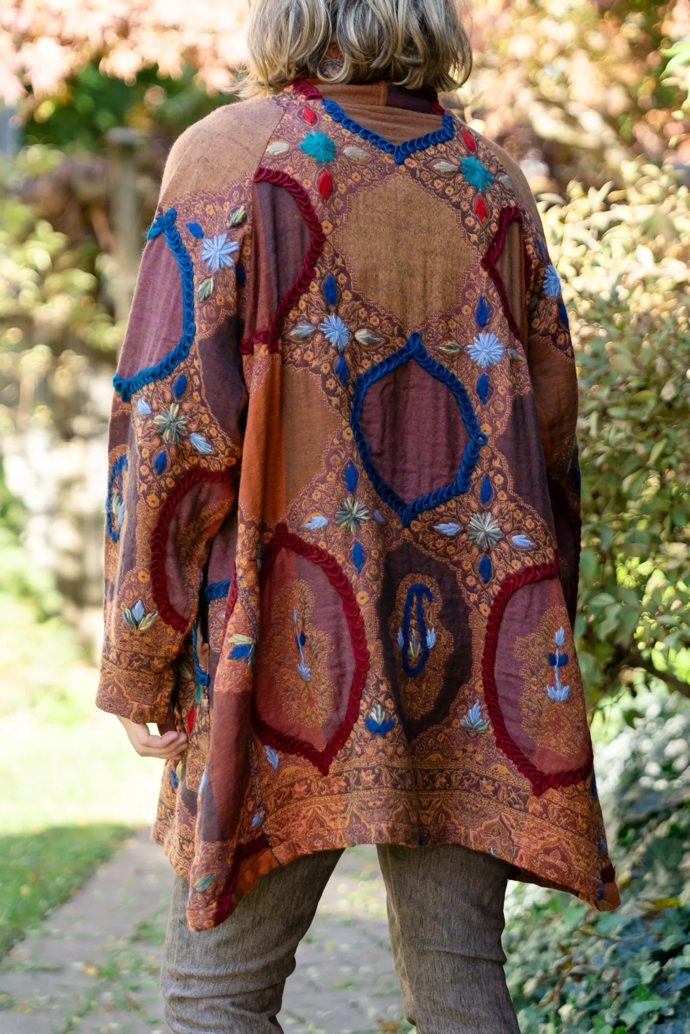 Embroidered Jacket - Hari